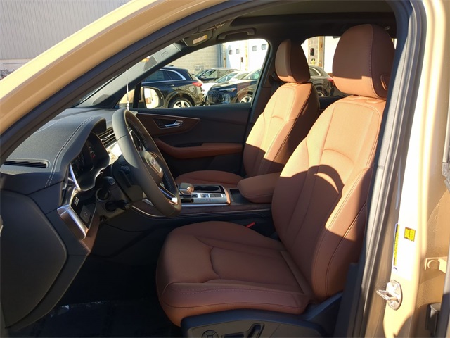 new 2026 Audi Q7 car, priced at $68,045