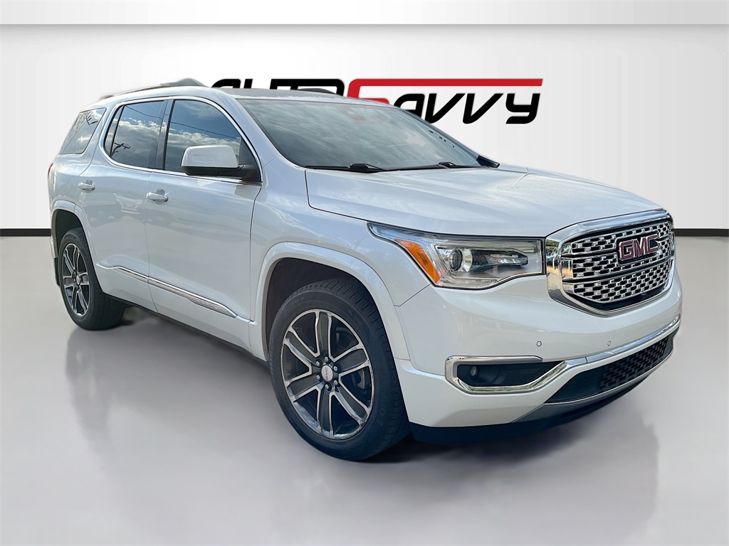 2018 GMC Acadia Denali's photo