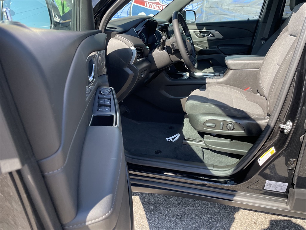 2023 Chevrolet Traverse photo 10