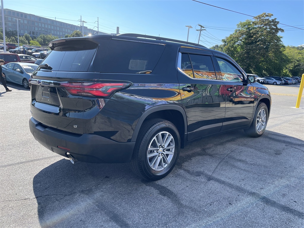 2023 Chevrolet Traverse photo 4