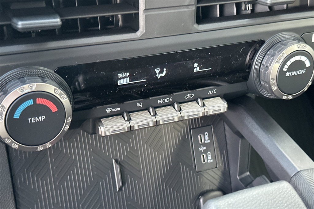 2025 Toyota Tacoma SR5 Double Cab photo 16