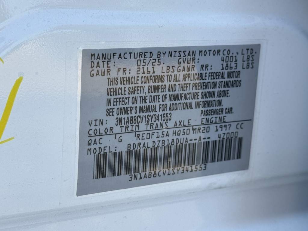 New 2025 Nissan Sentra 4dr Car