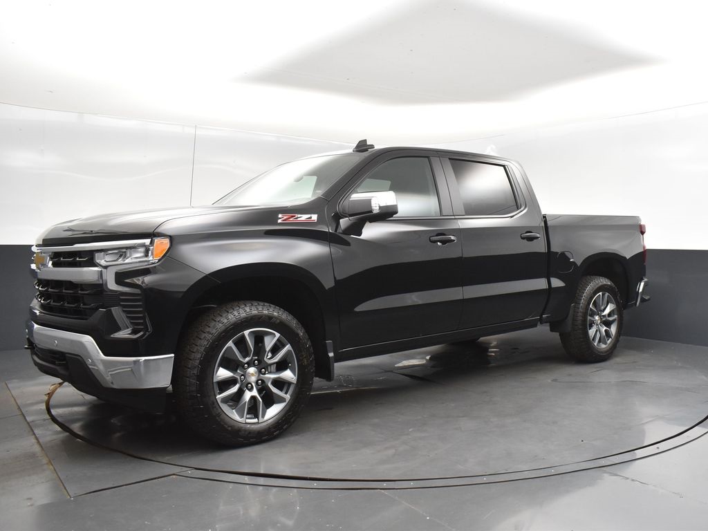 2026 Chevrolet Silverado 1500 LT photo 3