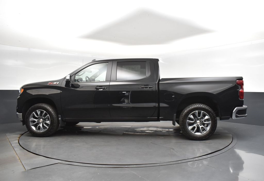 2026 Chevrolet Silverado 1500 LT photo 4