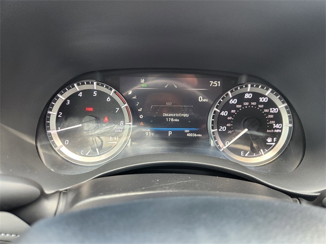 2023 Toyota Highlander L photo 12