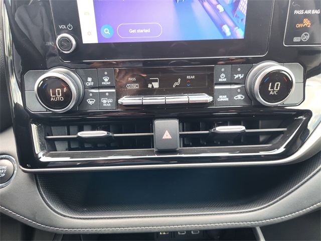 2023 Toyota Highlander L photo 15