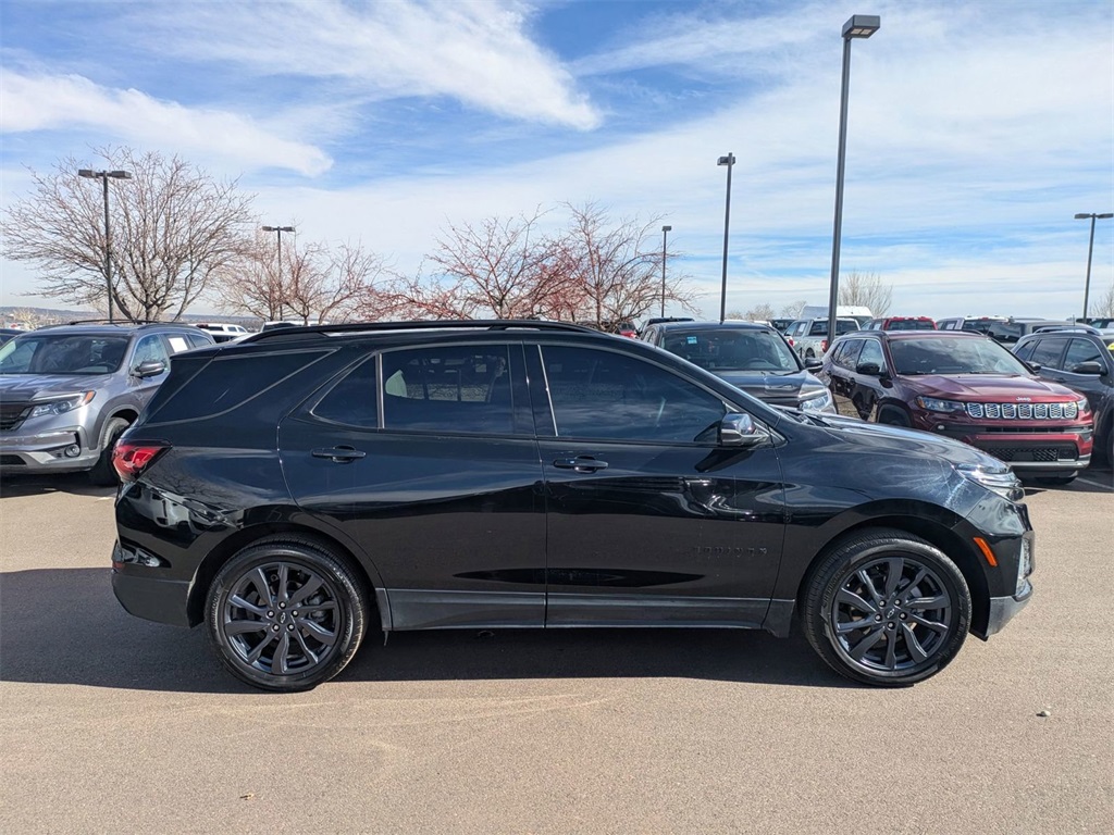 2024 Chevrolet Equinox RS photo 2