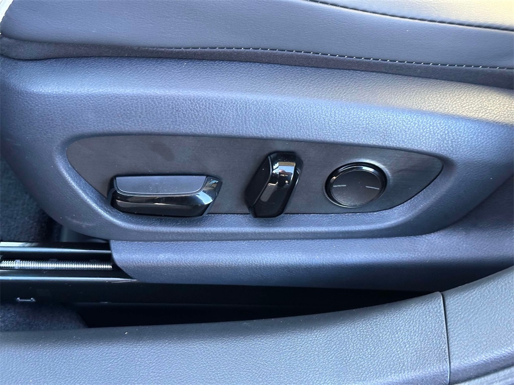 new 2025 Lexus ES car, priced at $49,510