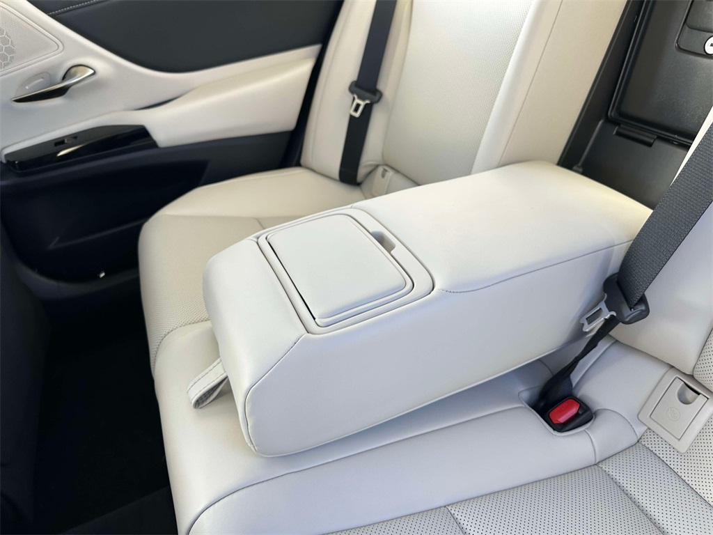 new 2025 Lexus ES car, priced at $49,510