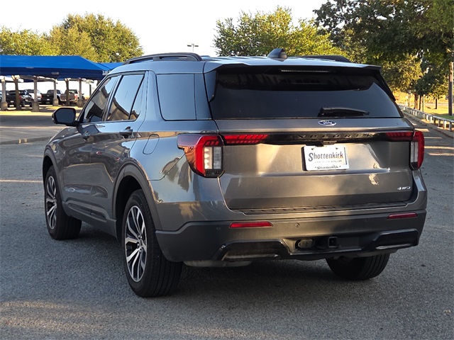 Used 2025 Ford Explorer SUV