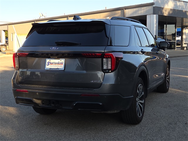 Used 2025 Ford Explorer SUV