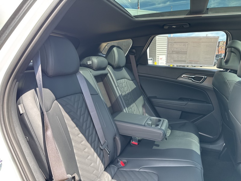 2026 Kia Sportage Hybrid photo 10