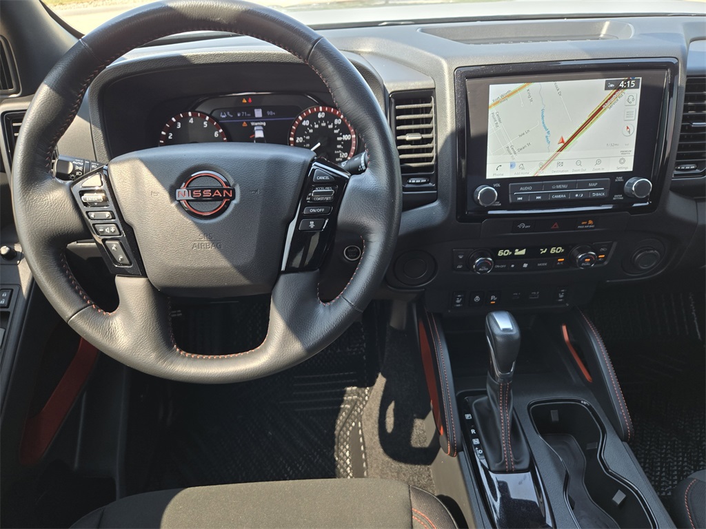2023 Nissan Frontier PRO-X Crew Cab photo 13