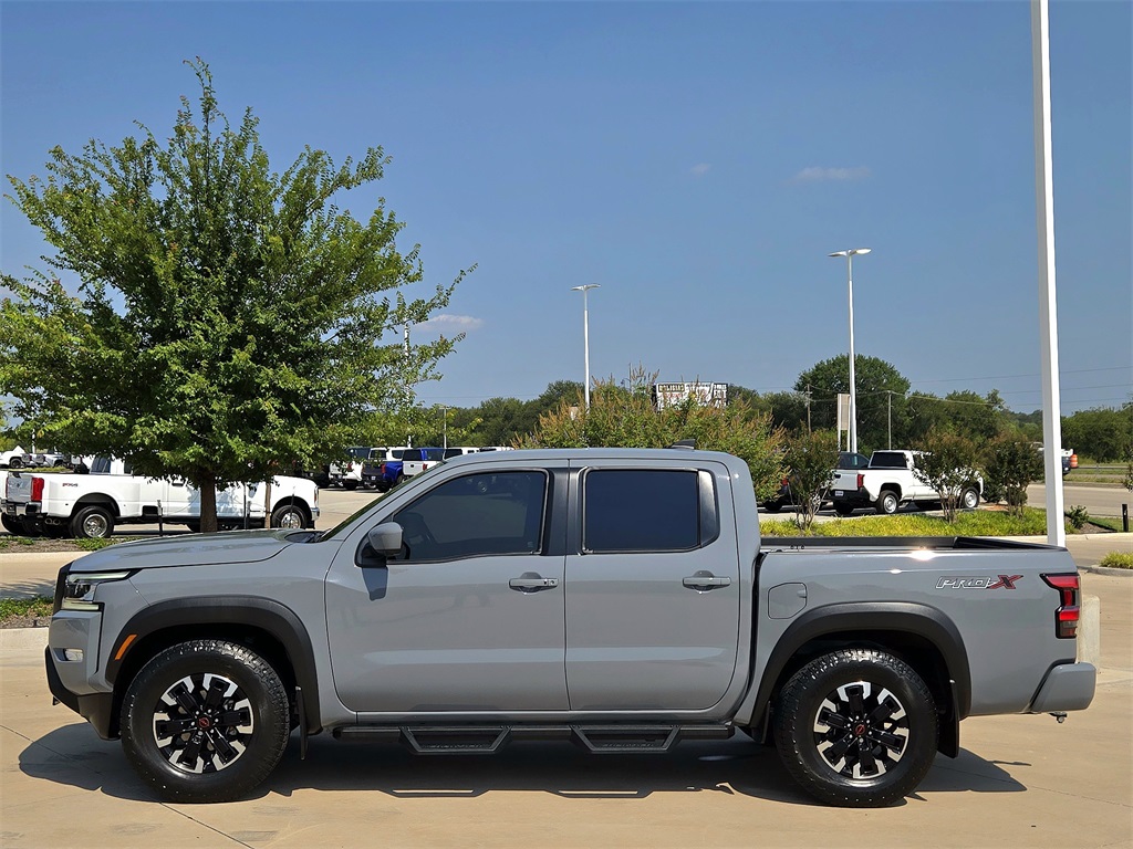 2023 Nissan Frontier PRO-X Crew Cab photo 4