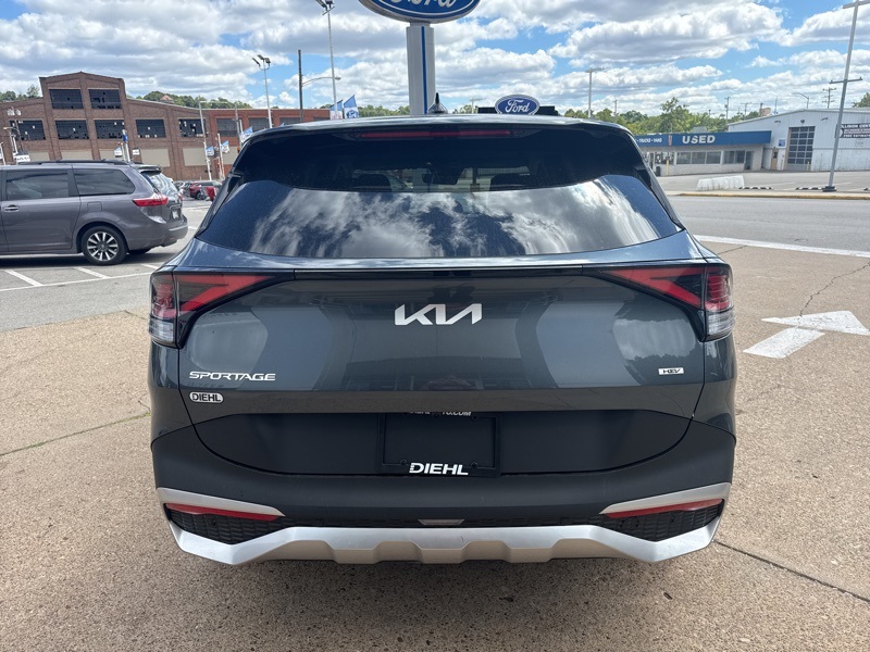 2025 Kia Sportage Hybrid LX photo 3