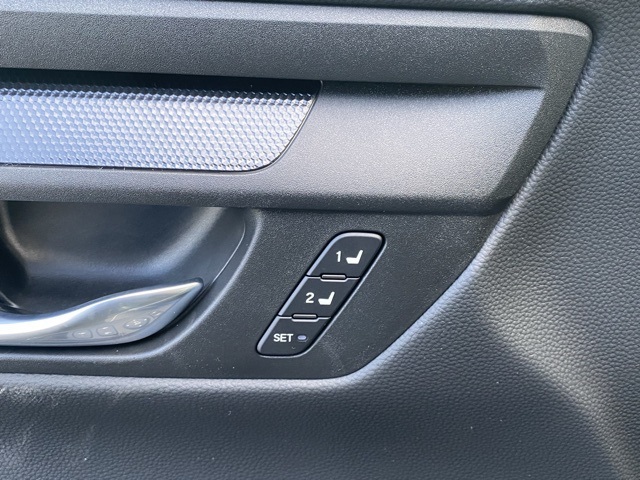 new 2026 Honda CR-V Hybrid car, priced at $41,675