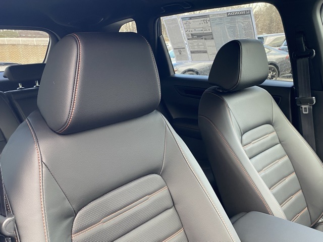 new 2026 Honda CR-V Hybrid car, priced at $41,675