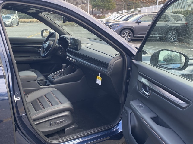 new 2026 Honda CR-V Hybrid car, priced at $41,675