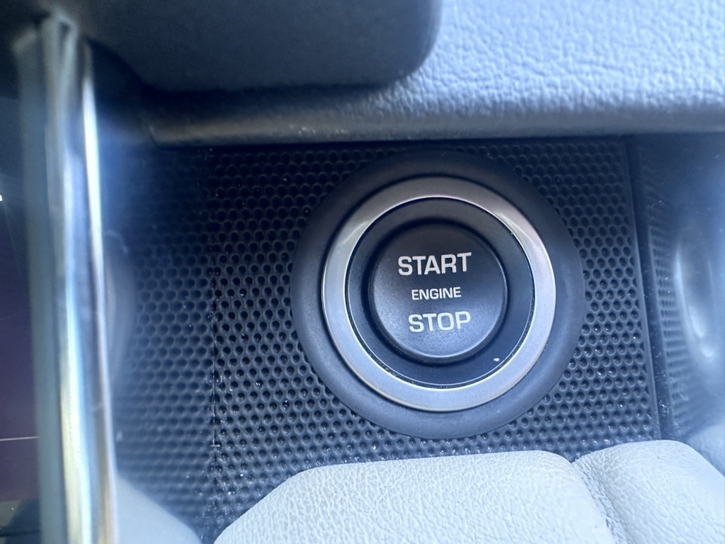 2019 Land Rover Range Rover Sport HSE photo 8