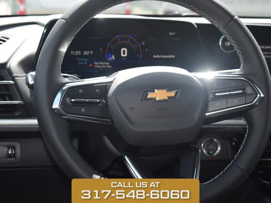 2025 Black Metallic Chevrolet Traverse LT FWD SUV