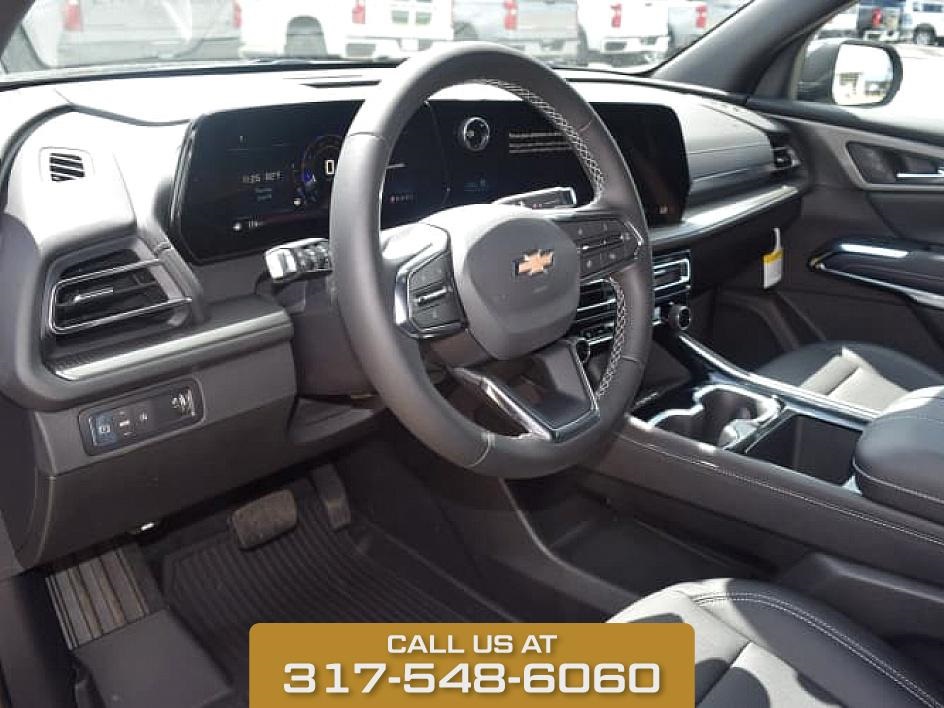 2025 Black Metallic Chevrolet Traverse LT FWD SUV