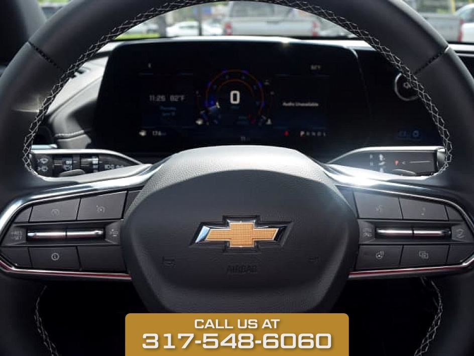 2025 Black Metallic Chevrolet Traverse LT FWD SUV