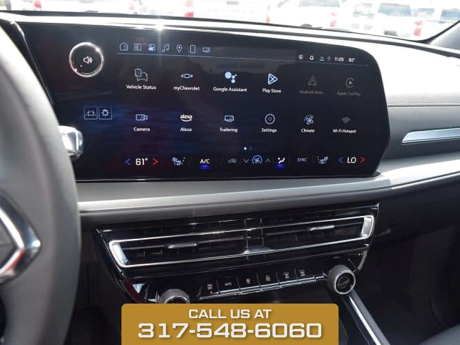 2025 Black Metallic Chevrolet Traverse LT FWD SUV