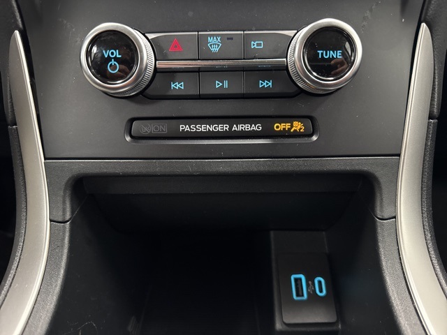 used 2024 Ford Edge car, priced at $24,369