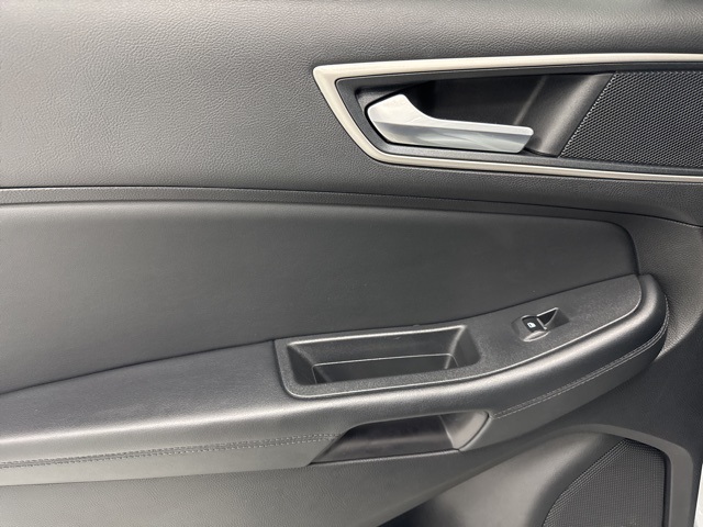 used 2024 Ford Edge car, priced at $24,369