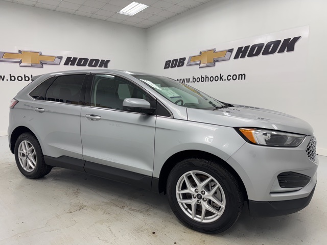 used 2024 Ford Edge car, priced at $24,369