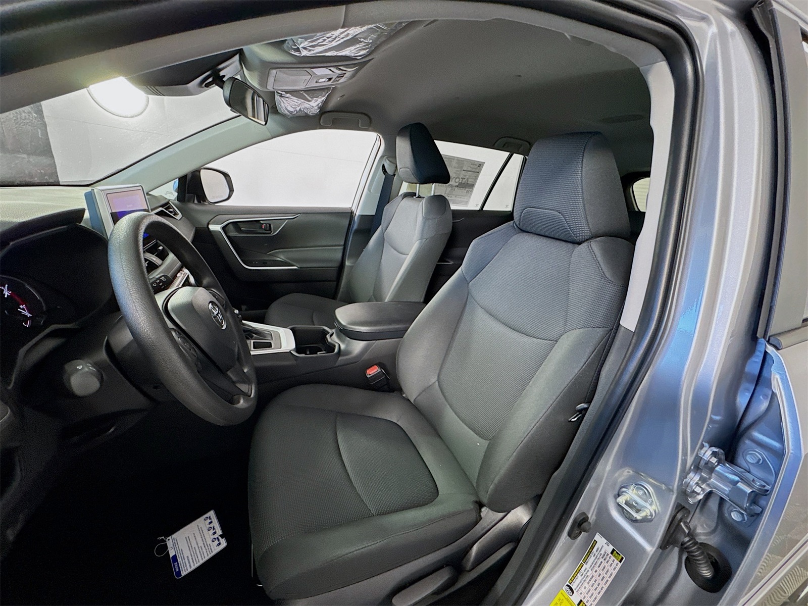 2025 Toyota RAV4 LE photo 11