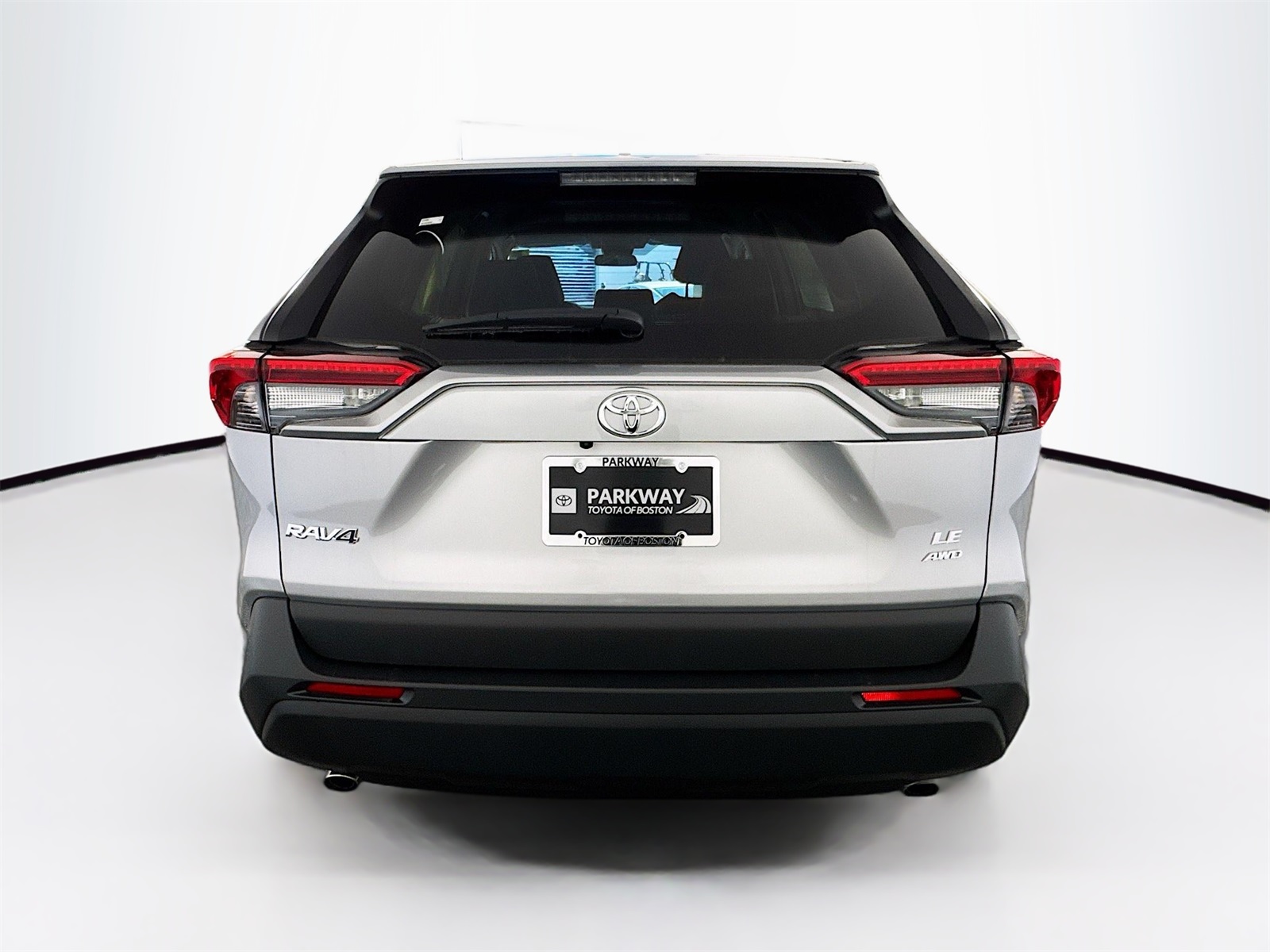 2025 Toyota RAV4 LE photo 5