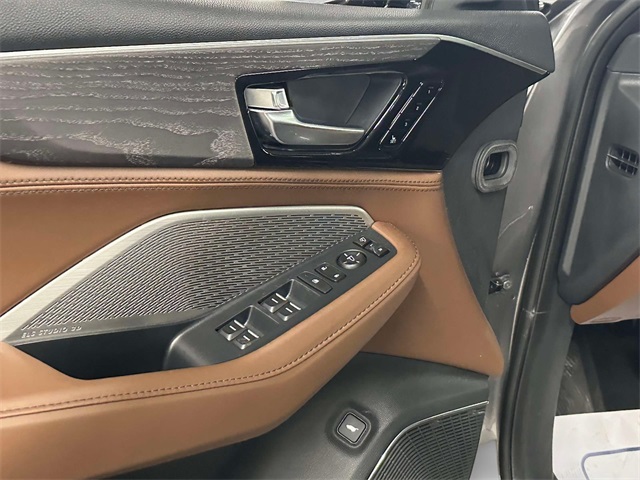 used 2023 Acura MDX car, priced at $45,228