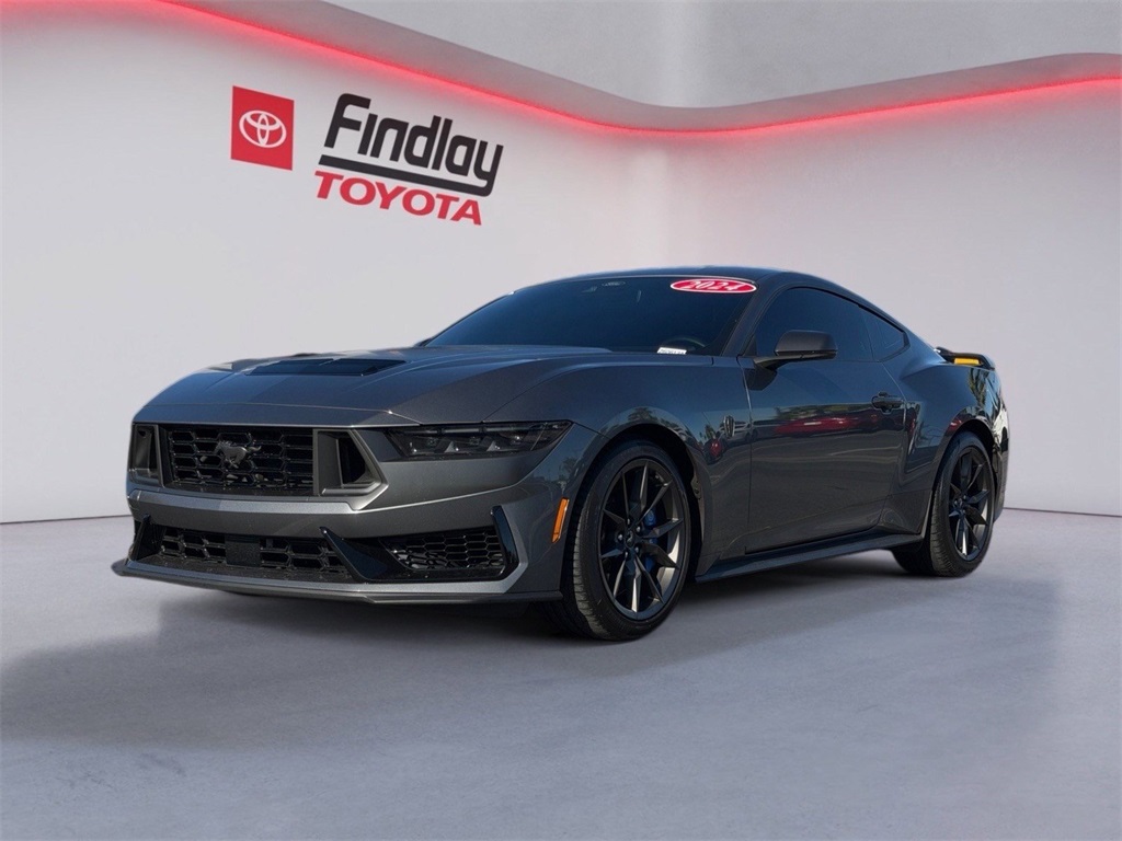 2024 Ford Mustang Dark Horse's photo