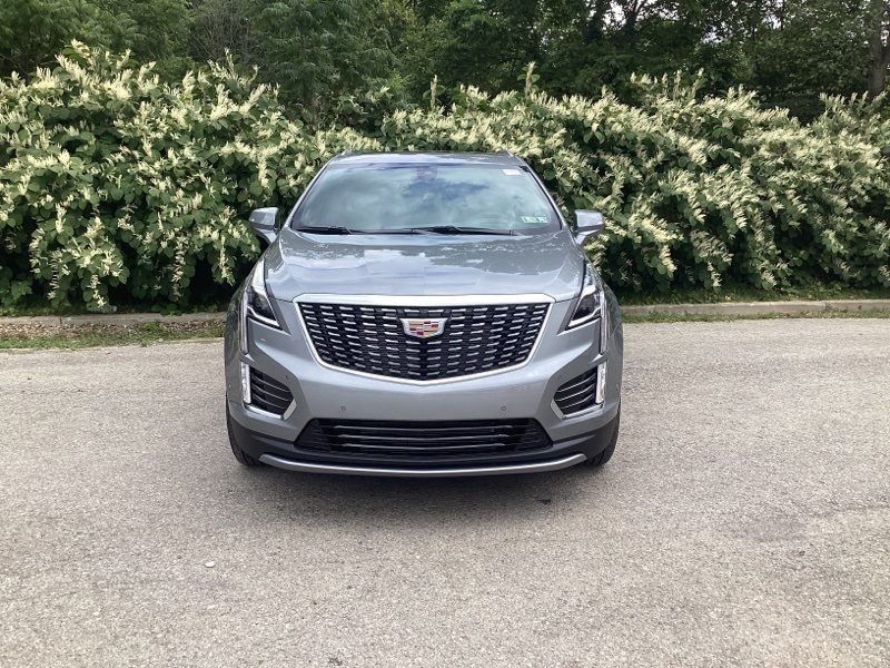 2025 Cadillac XT5 Premium Luxury photo 2