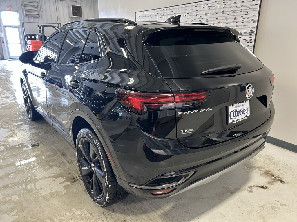 used 2022 Buick Envision car, priced at $23,399