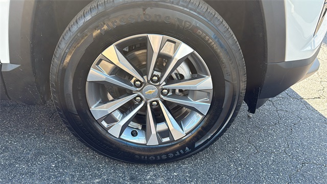 new 2026 Chevrolet Equinox car, priced at $30,820