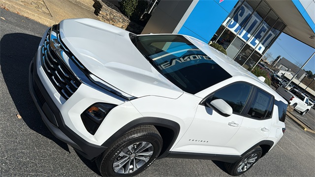 new 2026 Chevrolet Equinox car, priced at $30,820