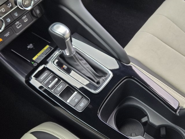 used 2025 Acura Integra car, priced at $33,500