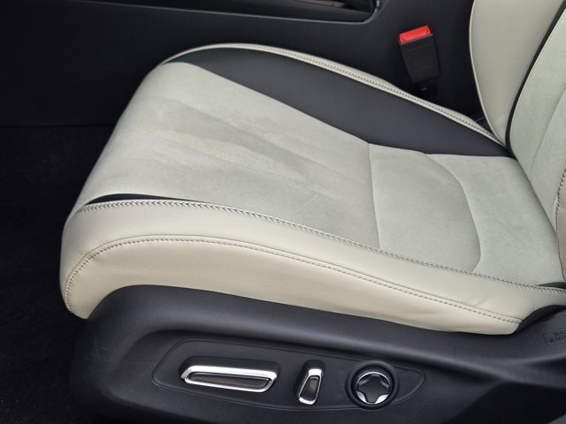 used 2025 Acura Integra car, priced at $33,500