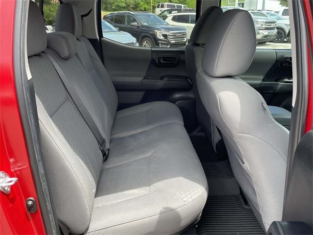 Tacoma Double Cab SR5