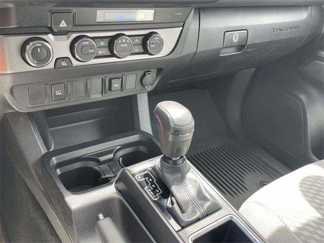 Tacoma Double Cab SR5