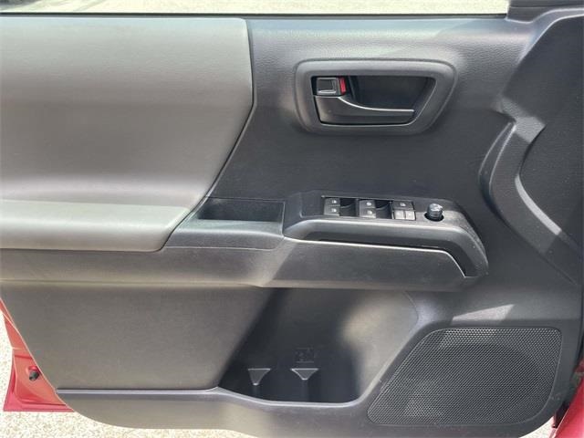 Tacoma Double Cab SR5