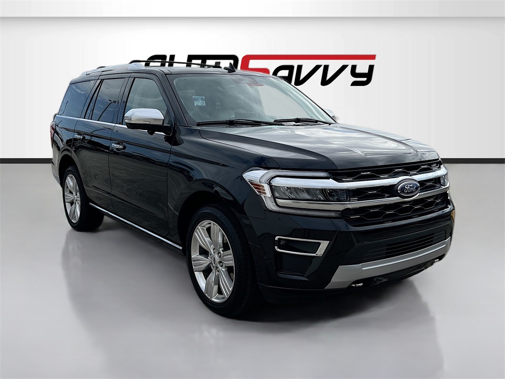 2023 Ford Expedition Platinum's photo