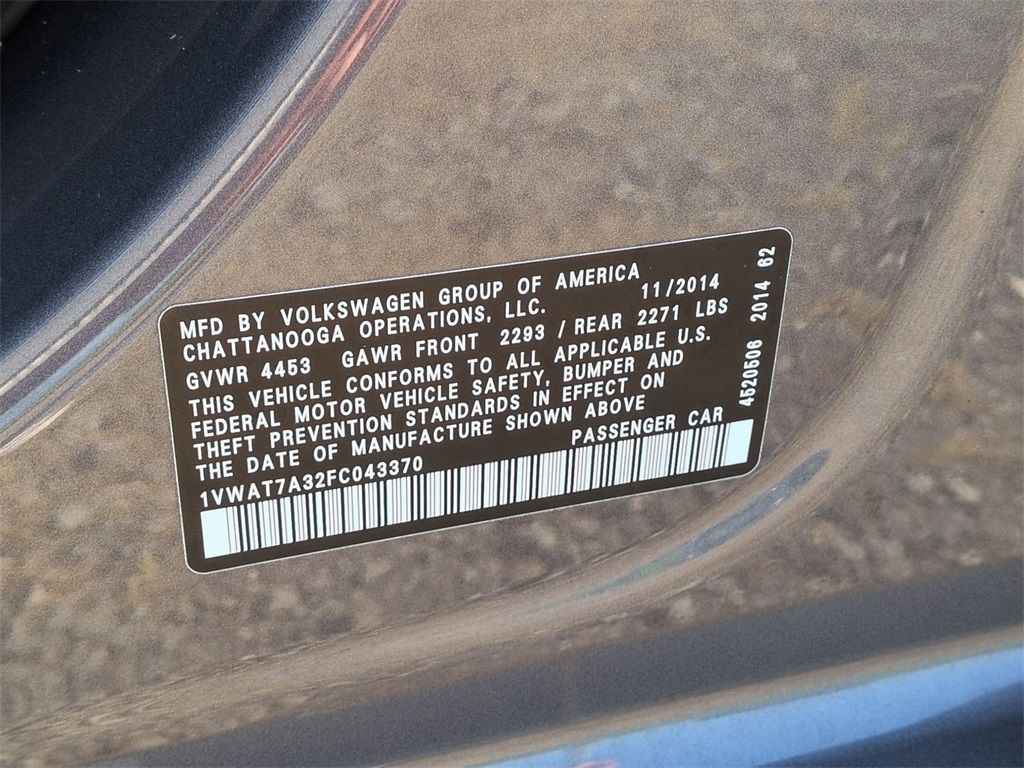 2015 Volkswagen Passat S photo 12