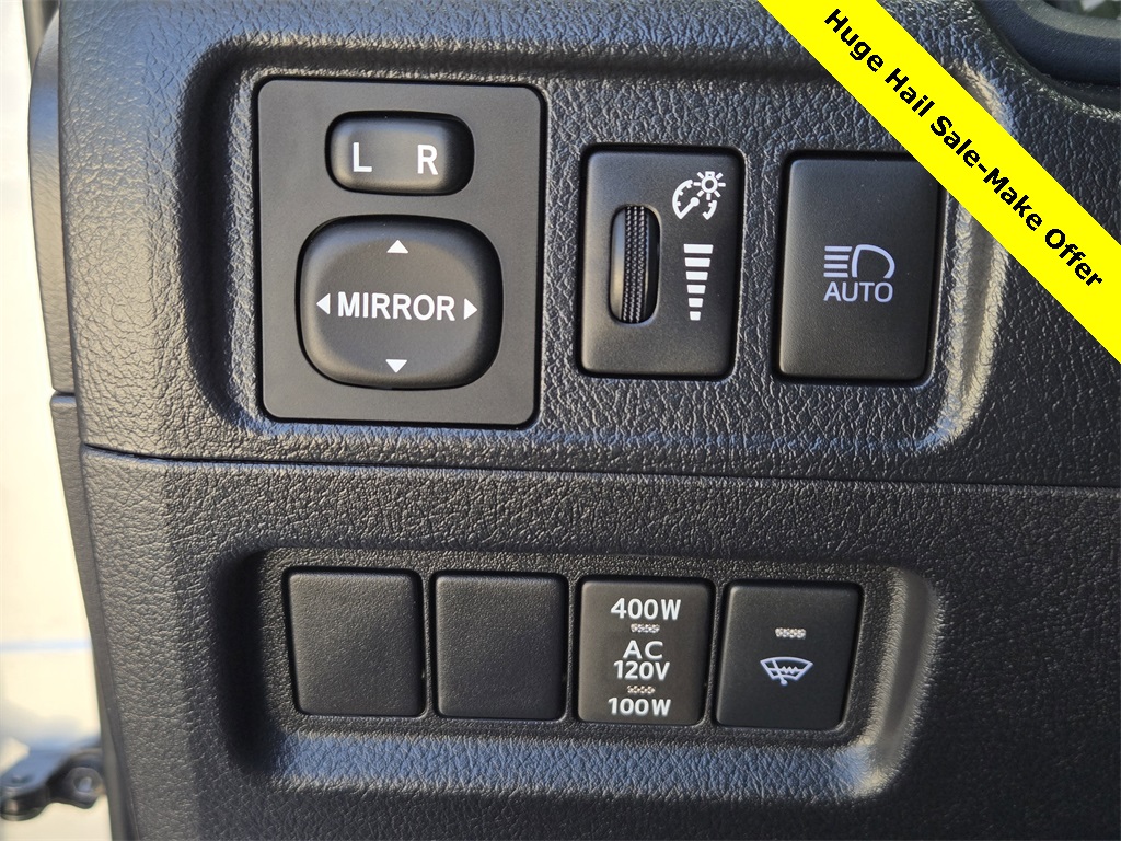 2024 Toyota 4Runner SR5 Premium photo 25