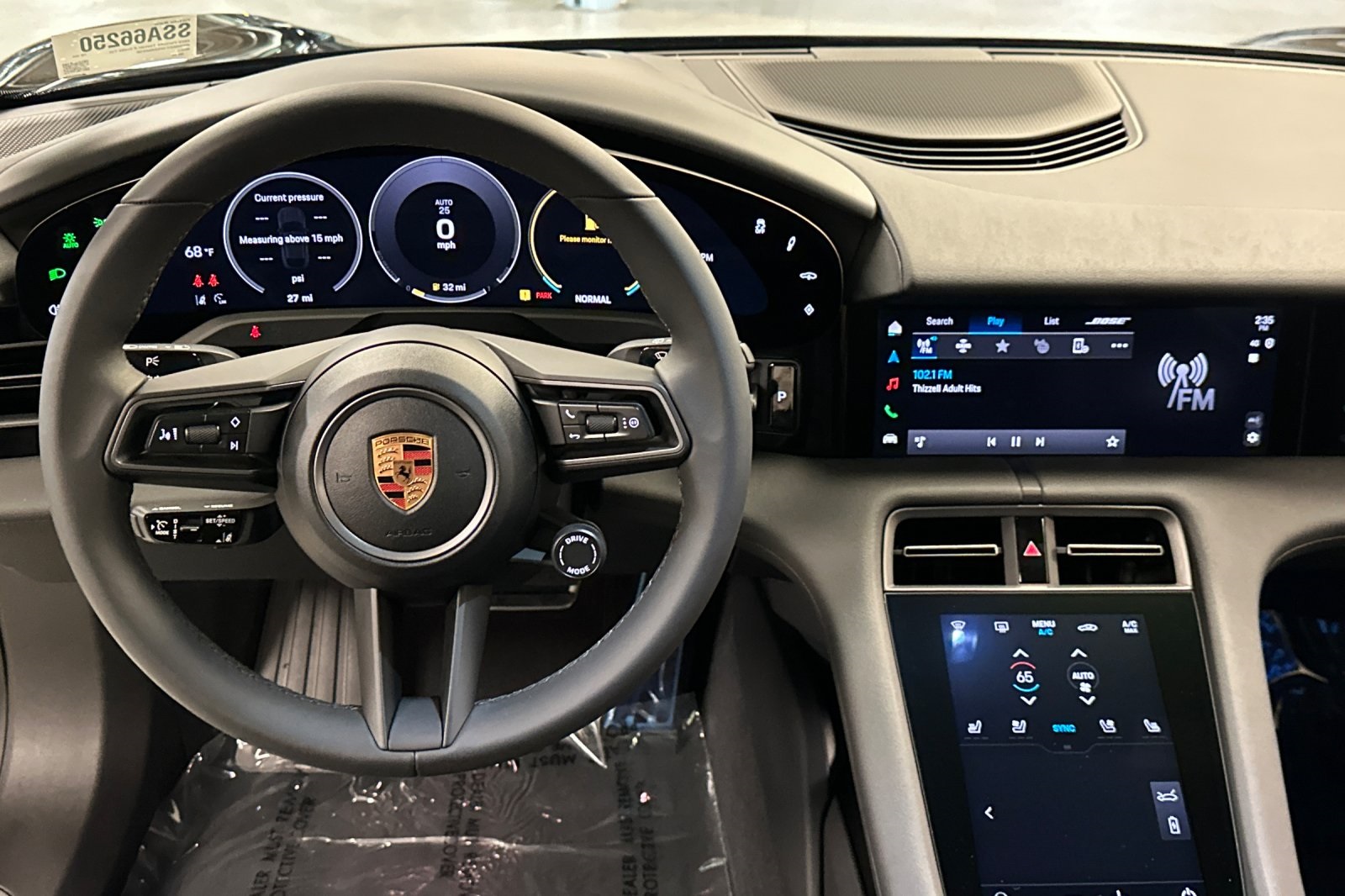 2025 Porsche Taycan 4 Cross Turismo photo 15