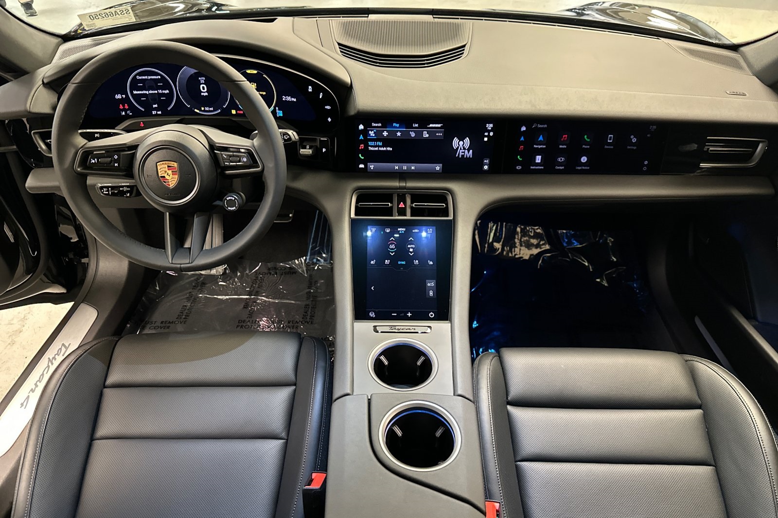 2025 Porsche Taycan 4 Cross Turismo photo 6