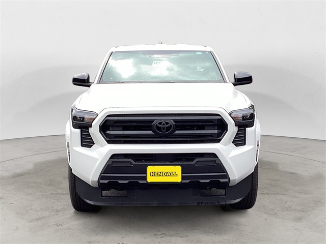 2025 Toyota Tacoma SR XtraCab photo 8