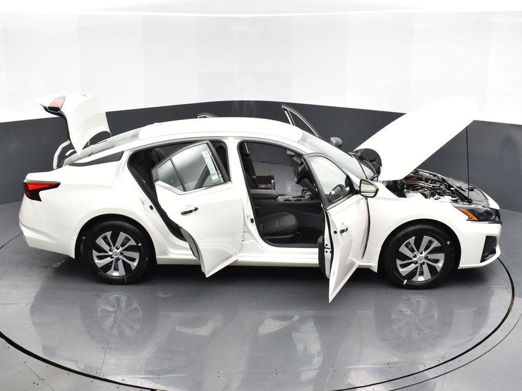 2025 Nissan Altima 2.5 S photo 28
